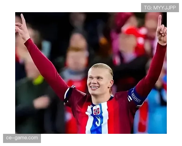 阿尔瓦雷斯与哈兰德联手出击，锋线组合展现强大威力