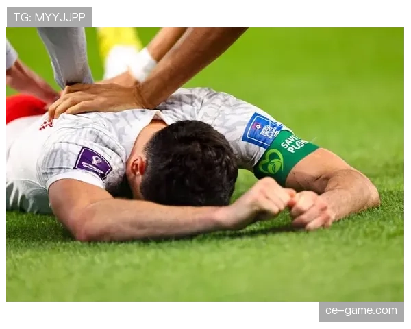 莱万与亨利：终结效率与进攻方式的跨代对比